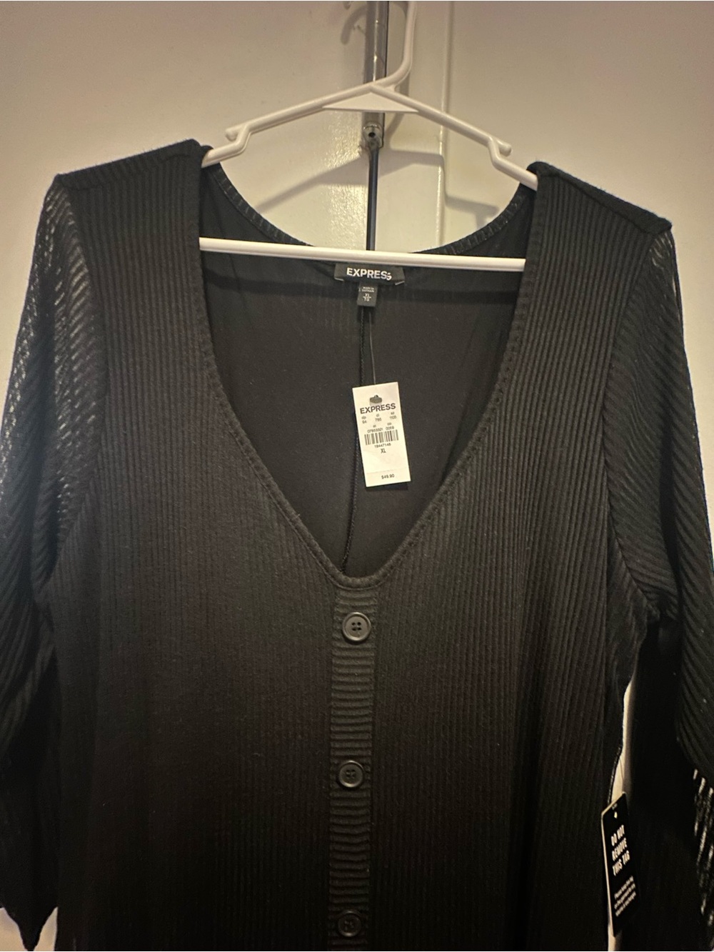 🆕 Express Black Button-Front Maxi Dress with V-Neck - Picture 3 of 5